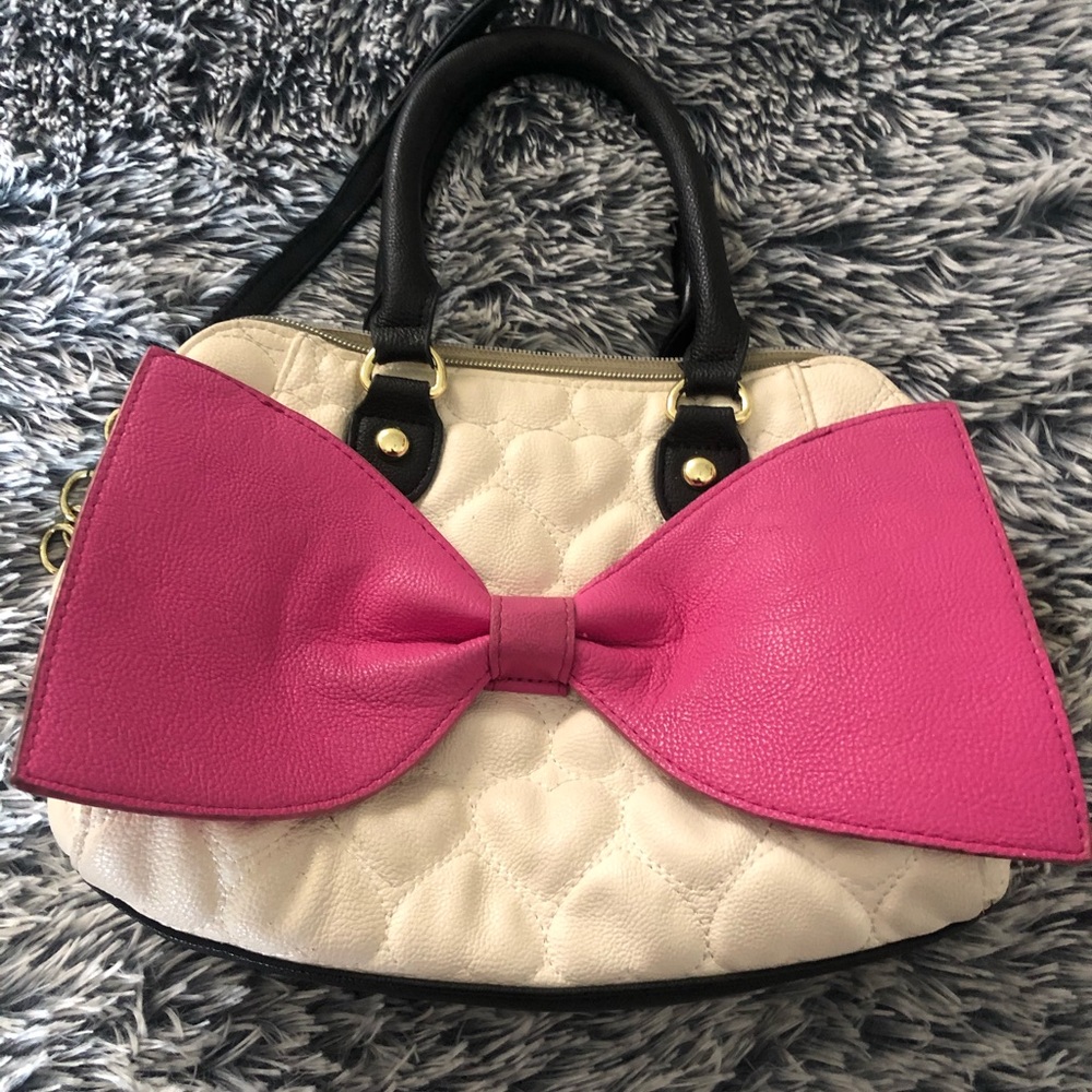 Betsey Johnson White Black Bow Handbag! Project bag! See details - Picture 1 of 11